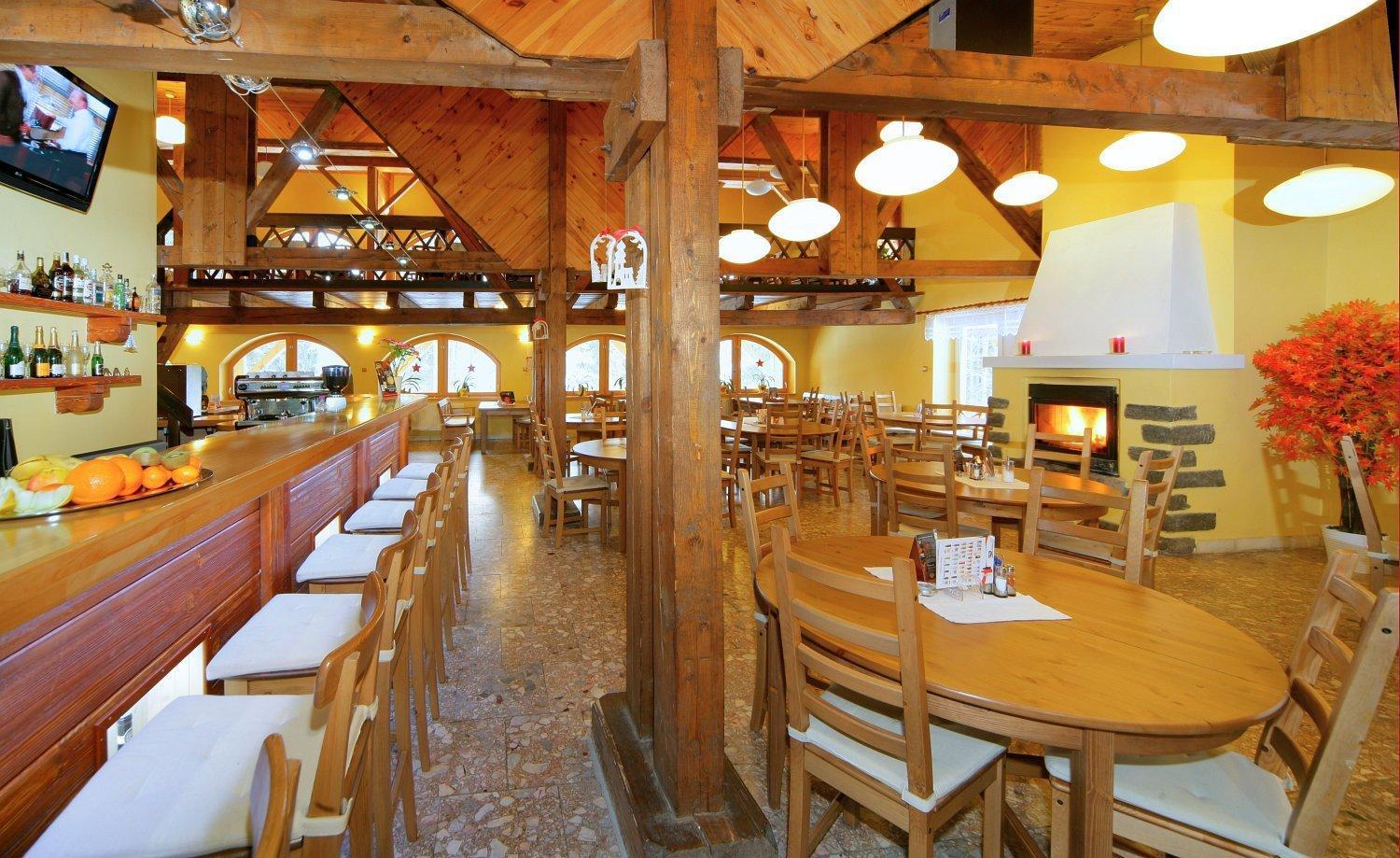 Hotel Lesana Spindleruv Mlyn Exterior photo