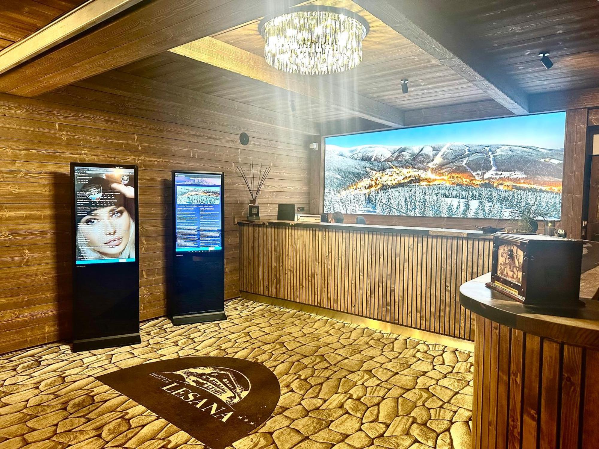 Hotel Lesana Spindleruv Mlyn Exterior photo